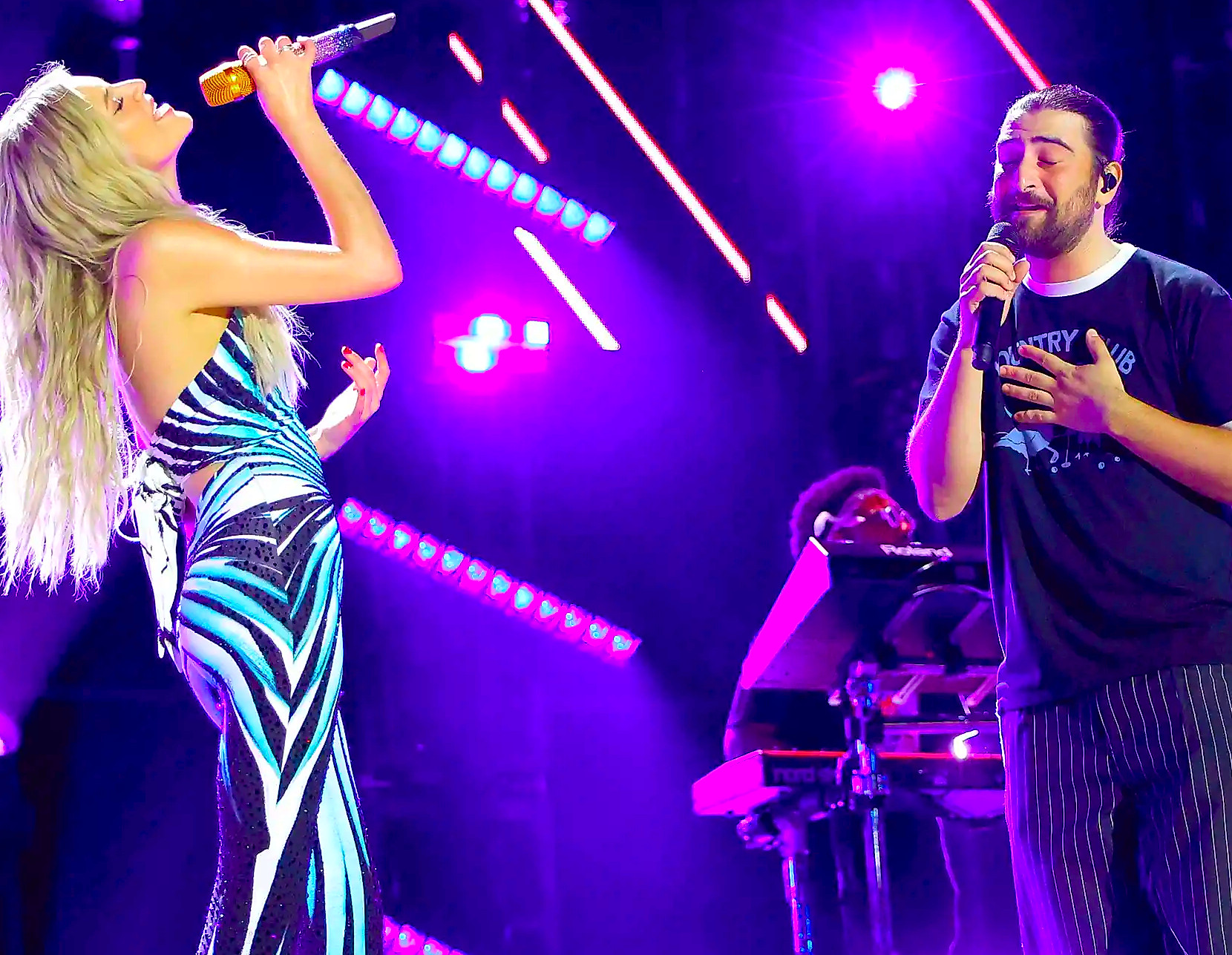 Kelsea Ballerini and Noah Kahan perform on the main stage during CMA Fest 2025