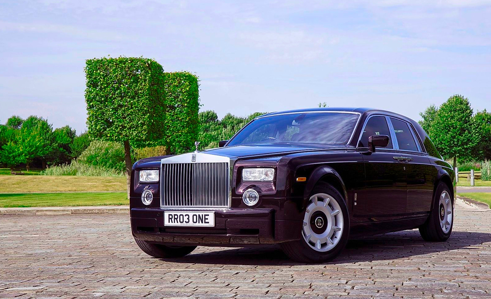 2003-2012-rolls-royce-phantom3-1.jpg