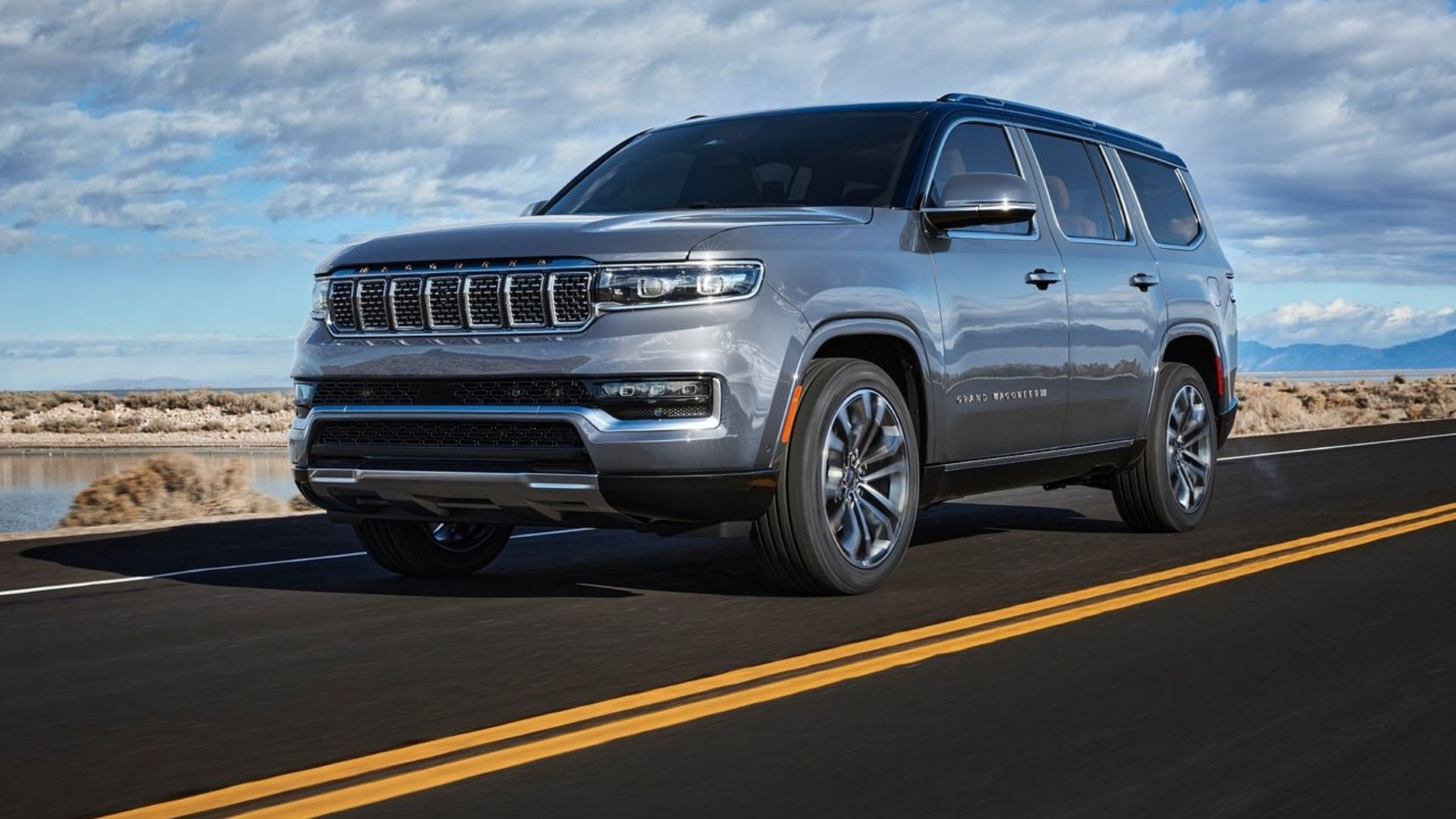 2022 Jeep Grand Wagoneer Gray Front Angle Driving