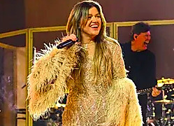 LAS VEGAS, NEVADA - JULY 11: Kelly Clarkson kicks off new Las Vegas residency