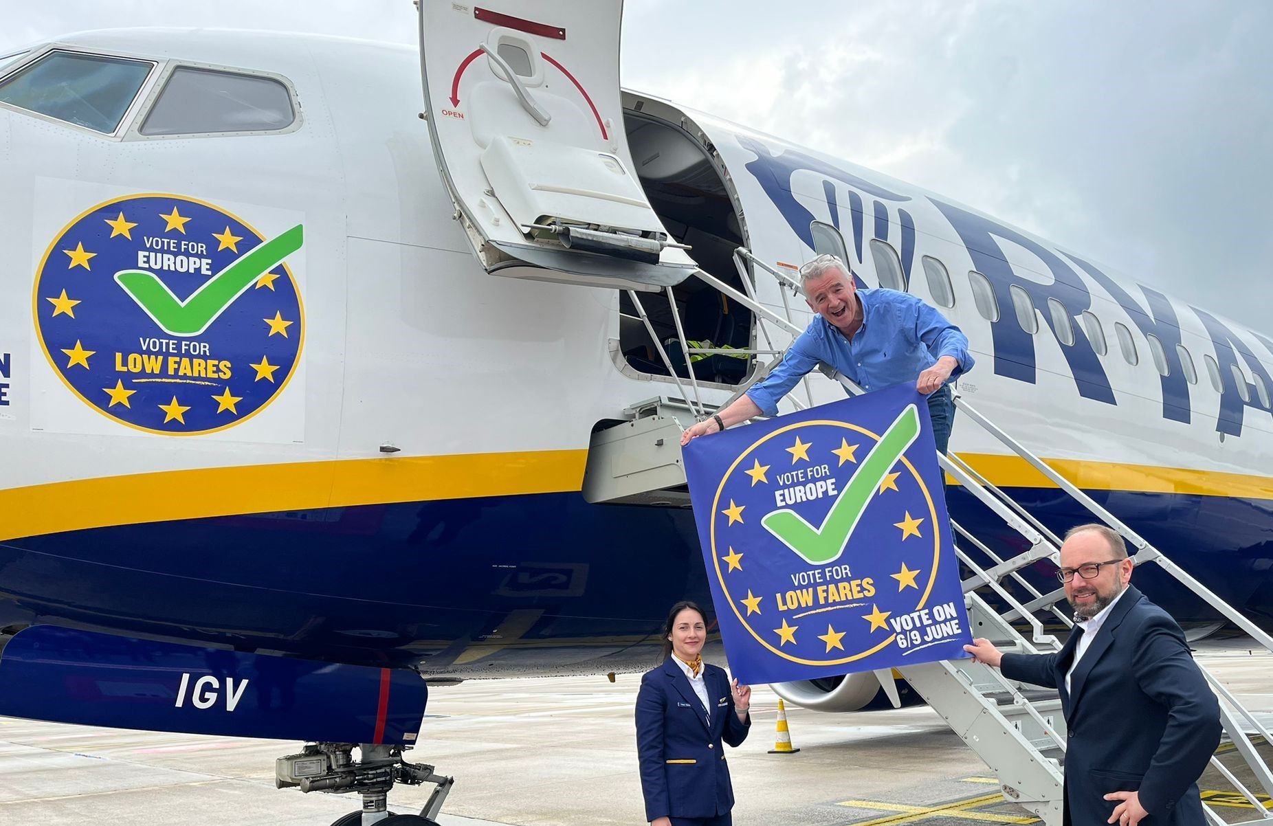 Ryanair vote for Europe livery sticker